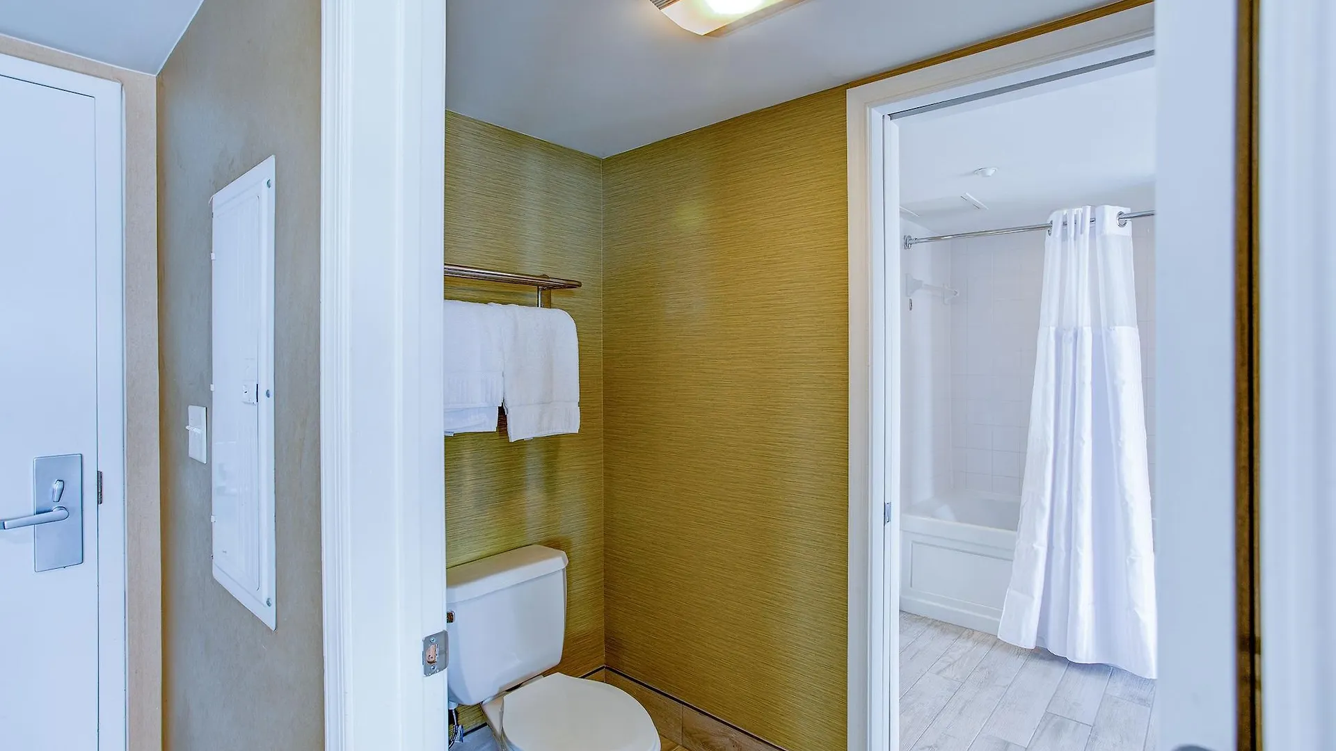 Boardwalk Resort And Villas Virginia Beach